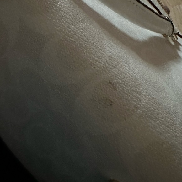 2 pack Coach crossbody bags, Rowan gently used, read description please - Picture 6 of 7